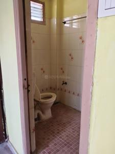 Bathroom Image of 700 Sq.ft 2 BHK Apartment / Flat for sale in Nandamuri Nagar Vijayawada for Rs. 2800000