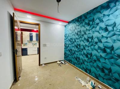 Bedroom Image of 650 Sq.ft 2 BHK Builder Floor for sale in Govindpuri New Delhi for Rs. 4000000