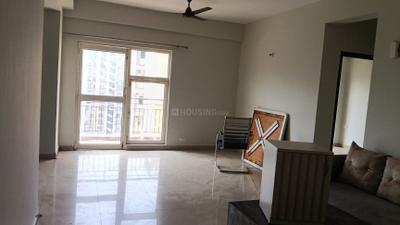 Living Room Image of 1585 Sq.ft 3 BHK Apartment / Flat for rent in Gardenia Golf City Phase 4, Sector 75 Noida for Rs. 51000