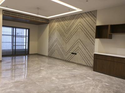 Living Room Image of 4500 Sq.ft 4 BHK Builder Floor for sale in Model Town New Delhi for Rs. 65000000