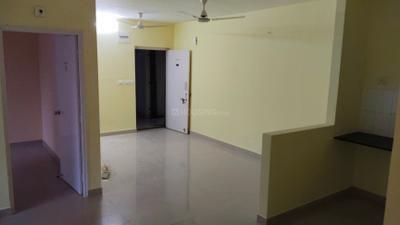 Living Room Image of 920 Sq.ft 3 BHK Apartment / Flat for sale in Shapoorji, New Town Kolkata for Rs. 6100000