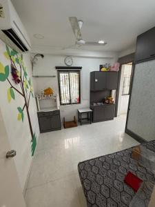Bedroom Image of 670 Sq.ft 3 BHK Apartment / Flat for rent in Grand Riviera, Paldi Ahmedabad for Rs. 50000