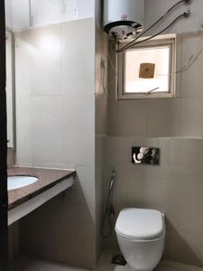 Common Bathroom Image of 1755 Sq.ft 2.5 BHK Apartment / Flat for sale in Spaze Privy, Sector 72 Gurgaon for Rs. 19000000
