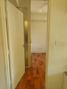 Bathroom Image of 1500 Sq.ft 3 BHK Apartment / Flat for sale in DLF Commanders Court, Egmore Chennai for Rs. 30000000