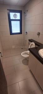 Bathroom Image of 1999 Sq.ft 3.5 BHK Apartment / Flat for sale in Indiabulls Centrum Park, Sector 103 Gurgaon for Rs. 20000000