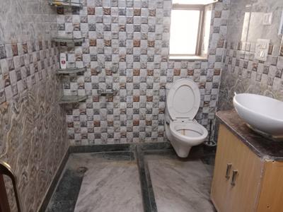 Image of 1500 Sq.ft 2 BHK Builder Floor for rent in South Extension I, New Delhi for Rs. 60000