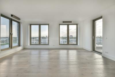 Bedroom Image of 5400 Sq.ft 4.5 BHK Apartment / Flat for sale in Koregaon Park Pune for Rs. 150000000
