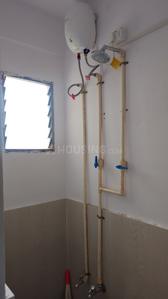 Bathroom Image of 640 Sq.ft 1 BHK Apartment / Flat for rent in Applewoods Satyesh Residency, Shela Ahmedabad for Rs. 21000