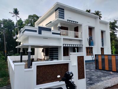 Image of 2500 Sq.ft 4 BHK Independent House for sale in Perumbavoor, Kochi for Rs. 12500000