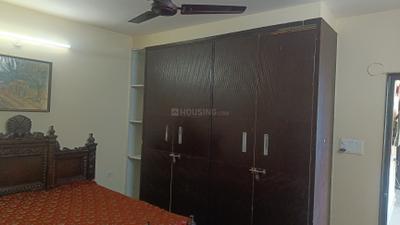Bedroom Image of 1400 Sq.ft 3 BHK Builder Floor for rent in Dwarka Mor New Delhi for Rs. 35000