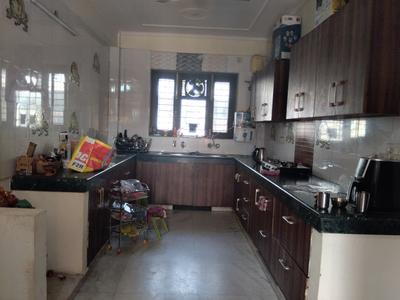Kitchen Image of 1750 Sq.ft 2 BHK Builder Floor for rent in Sector 46 Gurgaon for Rs. 36000