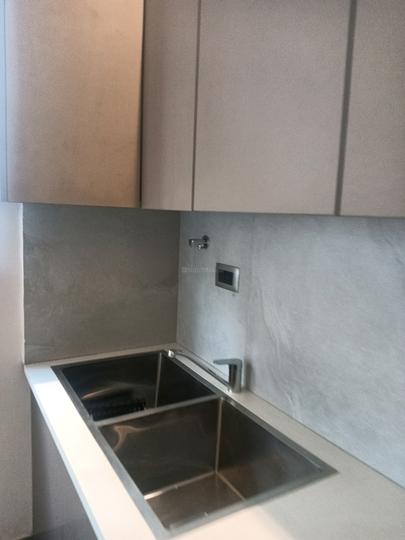 DLF Park Place Main Image 1