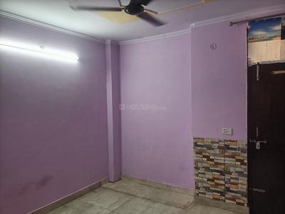 Bedroom Image of 600 Sq.ft 2 BHK Builder Floor for rent in Preet Vihar New Delhi for Rs. 14000