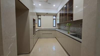 Kitchen Image of 1800 Sq.ft 3 BHK Builder Floor for sale in Kirti Nagar New Delhi for Rs. 36000000