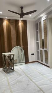 Bedroom Image of 2070 Sq.ft 3 BHK Builder Floor for sale in Anand Vihar New Delhi for Rs. 43500000