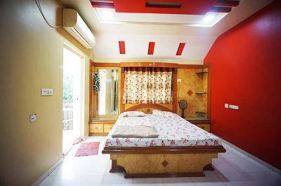 Bedroom Image of 2250 Sq.ft 4 BHK Independent House for sale in Thaltej Ahmedabad for Rs. 44900000