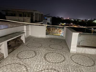 Balcony Image of 1800 Sq.ft 2 BHK Independent House for rent in Eldeco II Lucknow for Rs. 18000