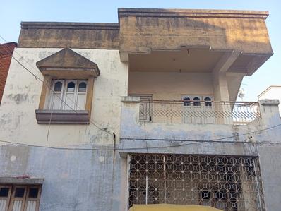 Image of 1100 Sq.ft 5 BHK Independent House for sale in Waghodia Road, Vadodara for Rs. 4500000