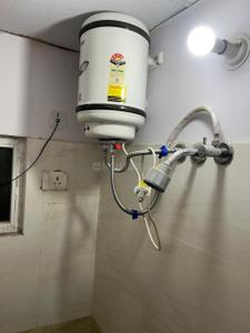 Bathroom Image of 450 Sq.ft 1 BHK Apartment / Flat for rent in Unnati Nilay, Vaishali Nagar Extension Jaipur for Rs. 15000