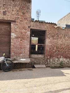Image of 200 Sq.ft Residential Plot / Land for sale in Nayee Nagla, Hathras for Rs. 15000000