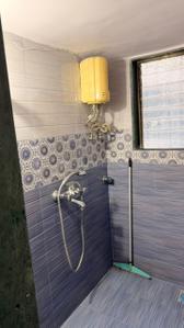 Bathroom Image of 425 Sq.ft 1 BHK Apartment / Flat for rent in Vasai West Vasai for Rs. 11000