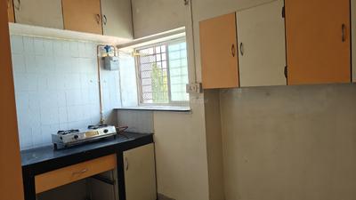 Kitchen Image of 750 Sq.ft 1.5 BHK Apartment / Flat for rent in Kothrud Pune for Rs. 30000
