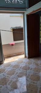 Bedroom Image of 500 Sq.ft 3.5 BHK Independent House for rent in Aliganj Lucknow for Rs. 14000