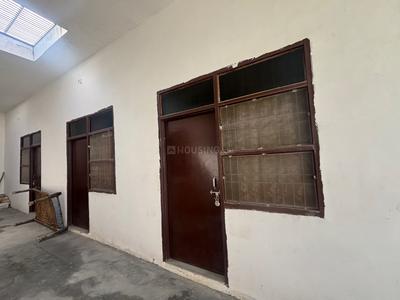 Hall Image of 500 Sq.ft 6 BHK Independent House for rent in Sikrod Ghaziabad for Rs. 3000