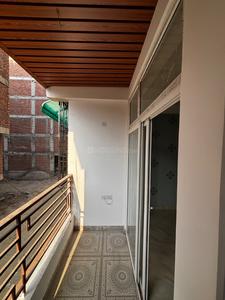 Balcony Image of 1000 Sq.ft 2 BHK Apartment / Flat for sale in Sector 73 Noida for Rs. 4211000