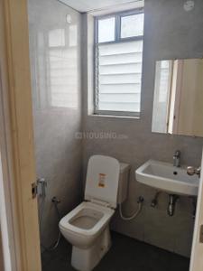 Bathroom Image of 900 Sq.ft 3 BHK Apartment / Flat for rent in Alcove New Kolkata Sangam, Serampore Hooghly for Rs. 16000