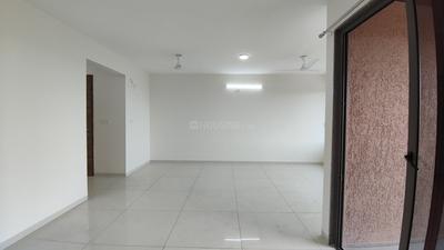 Living Room Image of 2200 Sq.ft 3 BHK Apartment / Flat for rent in Shivalik Green View, Shantigram Ahmedabad for Rs. 60000