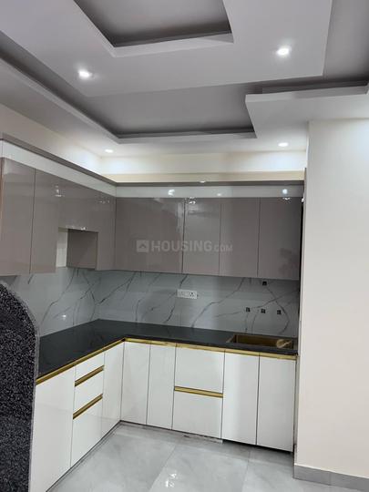 Sarfabad, Sector 73 Main Image 1