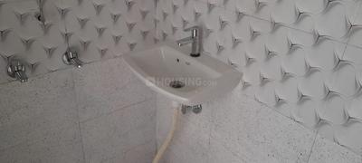 Bathroom Image of 500 Sq.ft 1 BHK Apartment / Flat for rent in  Heights, Karchana Allahabad for Rs. 6000
