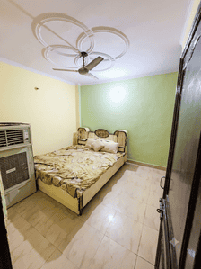Image of 450 Sq.ft 2 BHK Builder Floor for rent in Raju Parak Extension, New Delhi for Rs. 14000