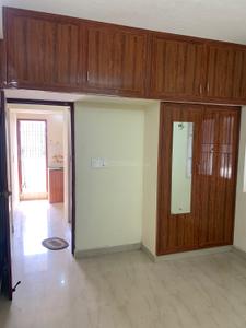 Bedroom Image of 810 Sq.ft 2 BHK Apartment / Flat for rent in Poonamallee Chennai for Rs. 15000