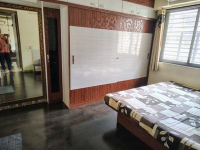 Bedroom Image of 1700 Sq.ft 3 BHK Apartment / Flat for rent in Regalia Orane, Ghuma Ahmedabad for Rs. 25000