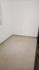 Bedroom Image of 1000 Sq.ft 2.5 BHK Apartment / Flat for sale in Amrapali Silicon City, Sector 76 Noida for Rs. 12100000