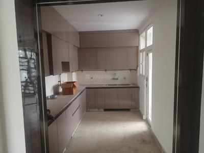 Kitchen Image of 2000 Sq.ft 4 BHK Apartment / Flat for sale in Mahagun Mansion Phase 1 and 2, Indirapuram Ghaziabad for Rs. 23000000