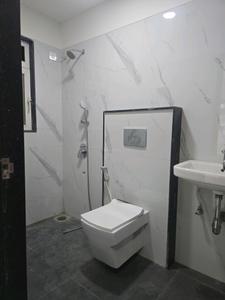 Common Bathroom Image of 2100 Sq.ft 4 BHK Apartment / Flat for sale in DLH Square, Juhu Mumbai for Rs. 117500000