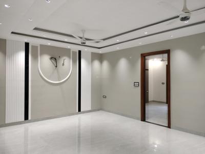 Living Room Image of 2250 Sq.ft 3 BHK Builder Floor for sale in Sector 85 Faridabad for Rs. 24500000