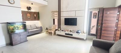 Hall Image of 2100 Sq.ft 3 BHK Independent House for sale in Saibaba Colony Coimbatore for Rs. 18000000