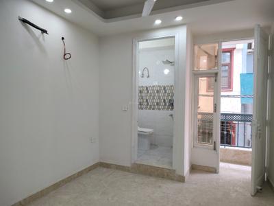 Bedroom Image of 1000 Sq.ft 2 BHK Apartment / Flat for sale in Neb Sarai New Delhi for Rs. 5500000