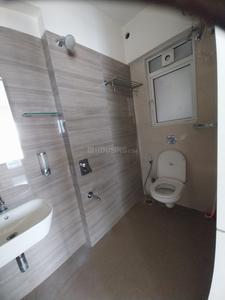 Bathroom Image of 700 Sq.ft 2 BHK Apartment / Flat for sale in Dahisar East Mumbai for Rs. 17500000