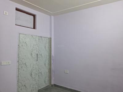 Bedroom Image of 600 Sq.ft 2 BHK Builder Floor for rent in Paschim Vihar New Delhi for Rs. 20000