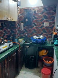 Kitchen Image of 1500 Sq.ft 3 BHK Builder Floor for rent in Tangra Kolkata for Rs. 26000