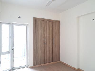 Bedroom Image of 1685 Sq.ft 3 BHK Apartment / Flat for sale in DLF Capital Greens Phase 1 And 2, Karampura New Delhi for Rs. 33500000
