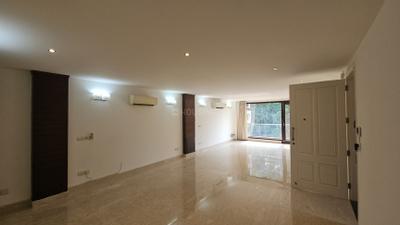Living Room Image of 3200 Sq.ft 4 BHK Builder Floor for rent in Vasant Vihar New Delhi for Rs. 250000