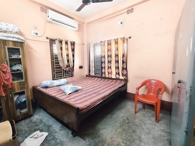 Bedroom Image of 1200 Sq.ft 5 BHK Independent House for sale in Barrackpore Kolkata for Rs. 7500000