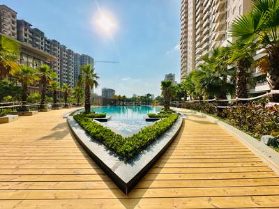 Image of 1700 Sq.ft 3 BHK Apartment / Flat for sale in The Center Court, Sector 88A, Gurgaon for Rs. 28000000