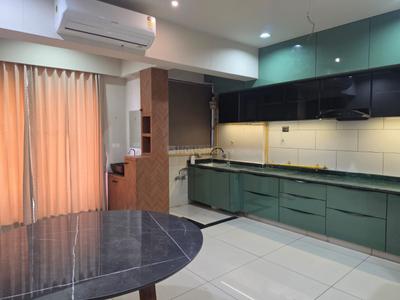 Kitchen Image of 1950 Sq.ft 3 BHK Apartment / Flat for rent in Indraprasth Greens, Shyamal Ahmedabad for Rs. 55000